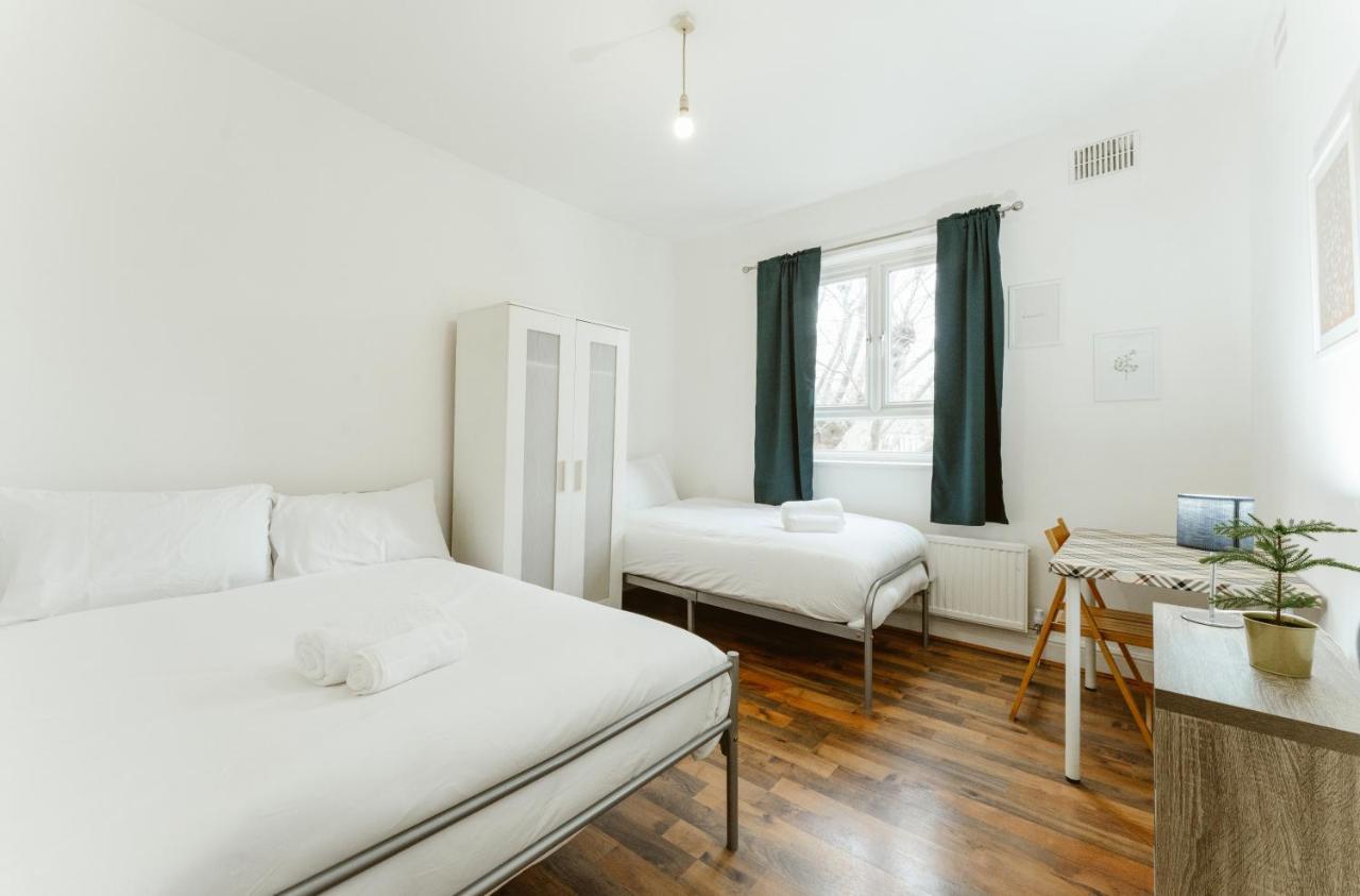 Upton Park Bedrooms 25 Min To Central London Exterior foto