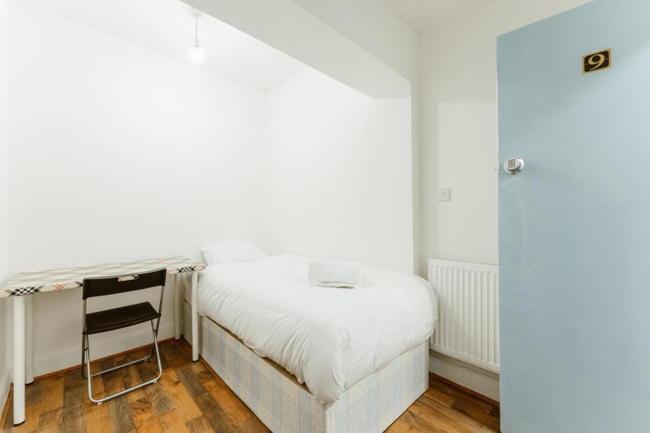 Upton Park Bedrooms 25 Min To Central London Exterior foto